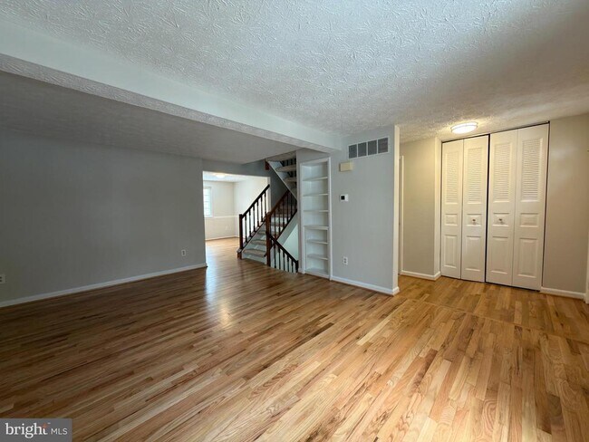 Building Photo - 1616 Barnstead Dr