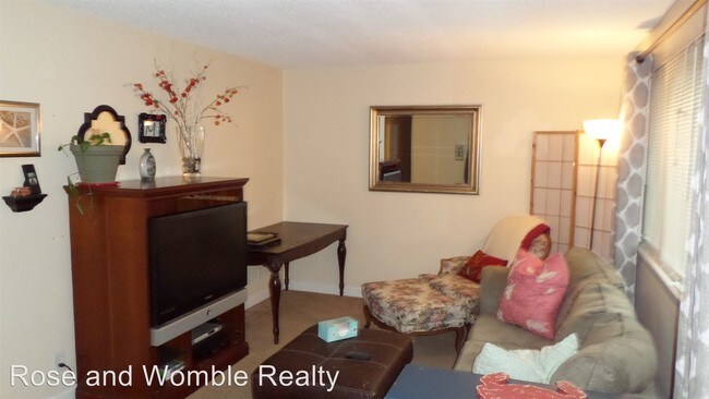 Foto del edificio - 3021 N Lynnhaven Rd