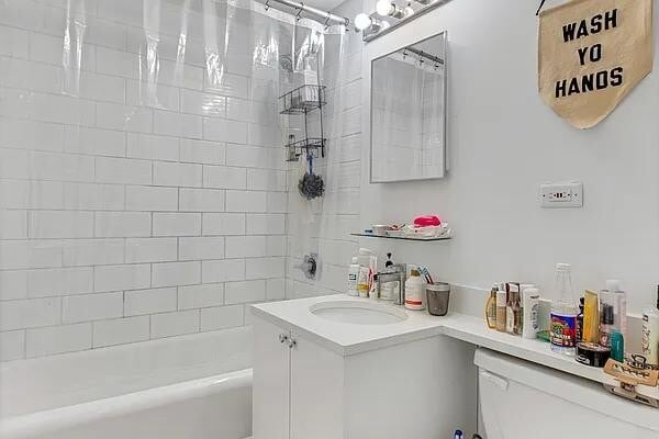 Building Photo - 333 W 56th St