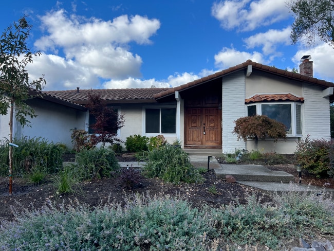 Building Photo - 3826 Paseo Grande