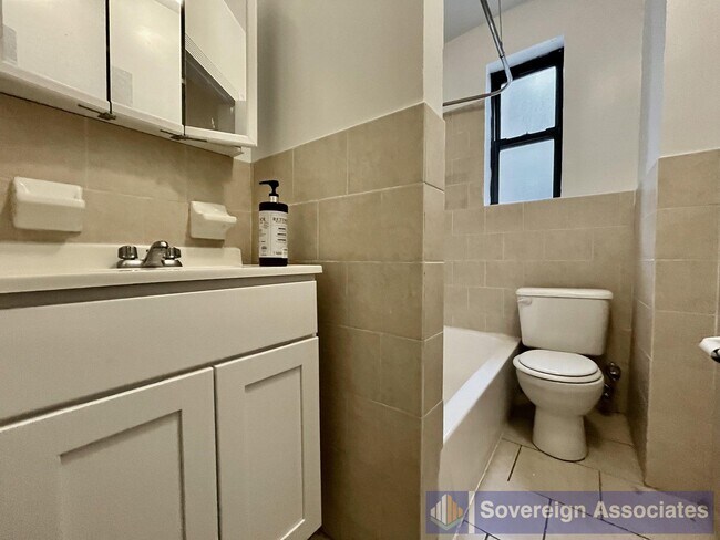 Foto del edificio - 625 W 152nd St