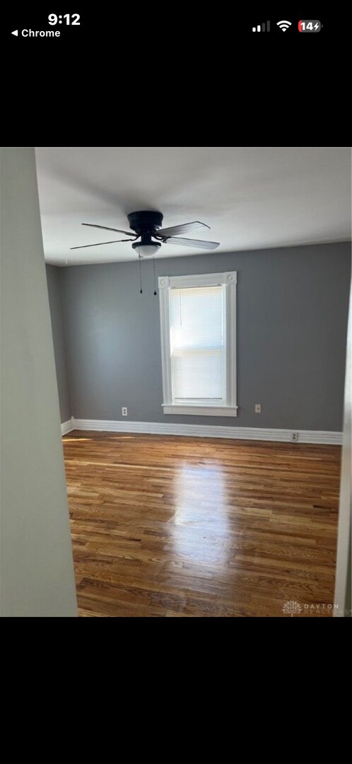 Foto del edificio - 1924 Woodlawn Ave