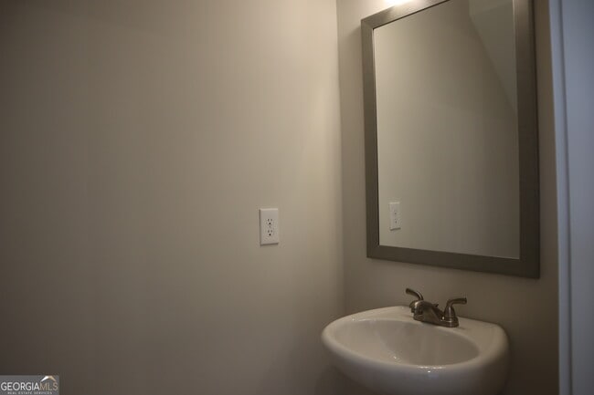 Building Photo - 692 Urban Grange Wy