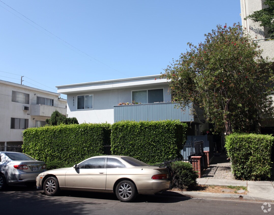Building Photo - 1453 Colby Ave