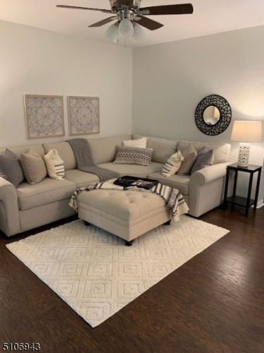 Foto del edificio - 65 Encampment Dr