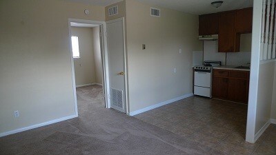Foto principal - 317 W Dean Ave