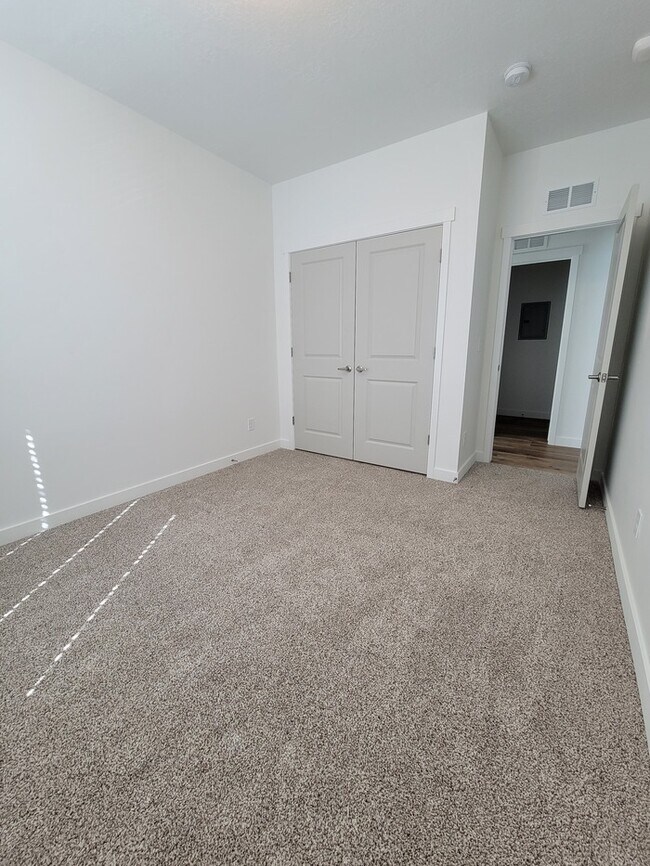 Building Photo - Amenities galore- Condo in Spanish Fork