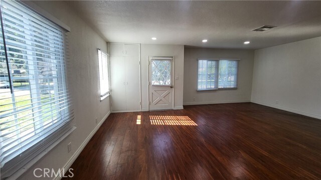 Foto del edificio - 412 N Wayne Ave