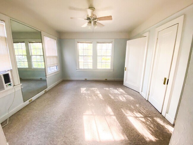 Foto del edificio - 1BD/1BA on Audubon Park, with Off street p...