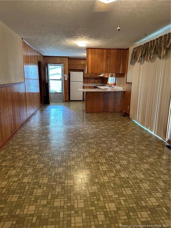 Building Photo - 2522 Vestal Ave
