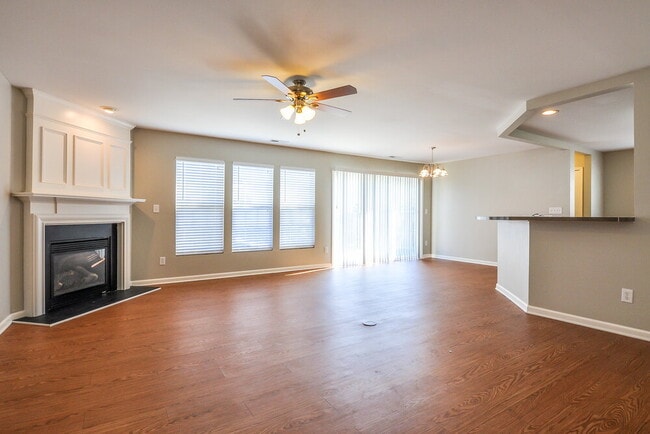 Foto del edificio - 2014 Gushing Dr