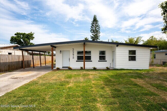 Building Photo - 2295 Allan Adale Rd