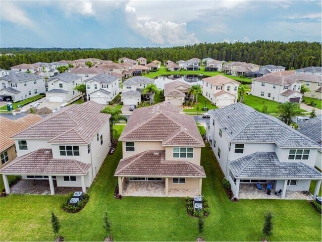 Building Photo - 30868 Lindentree Dr