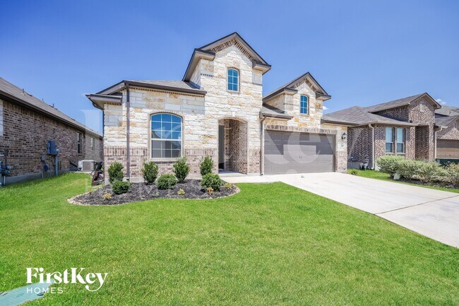 Foto del edificio - 2207 Tiptop Ln