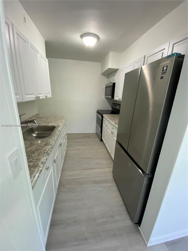 Foto del edificio - 1450 NE 171st St