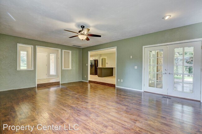 Building Photo - 4 br, 3 bath House - 2801 Twelve Oaks