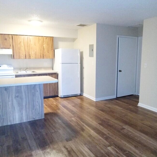 Foto del edificio - 3001 SE 52nd Ave