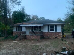 Building Photo - 7221 Clifford Dr