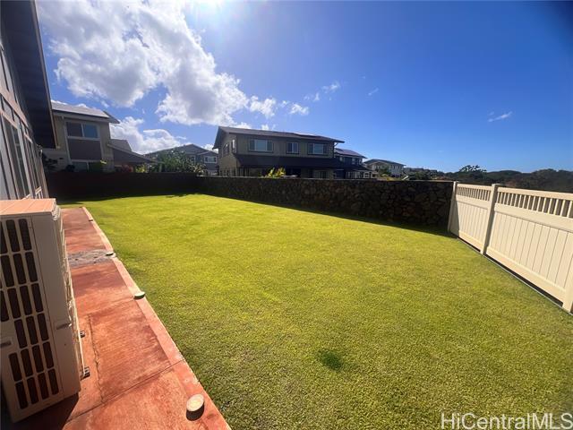Foto del edificio - 941153-1153 Halenanea Pl