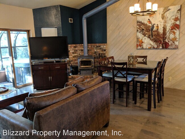 Building Photo - 2 br, 3 bath House - 354 Joaquin Rd #38