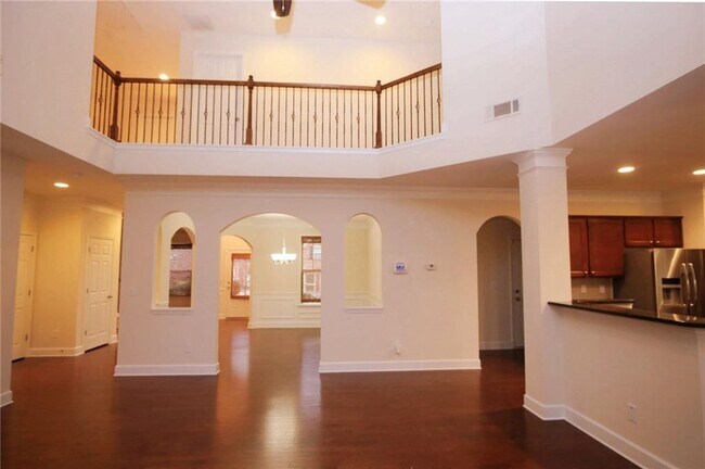 Foto del edificio - 2588 Cannon Farm Ln