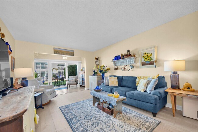 Photo - 2060 Marilyn St Townhome