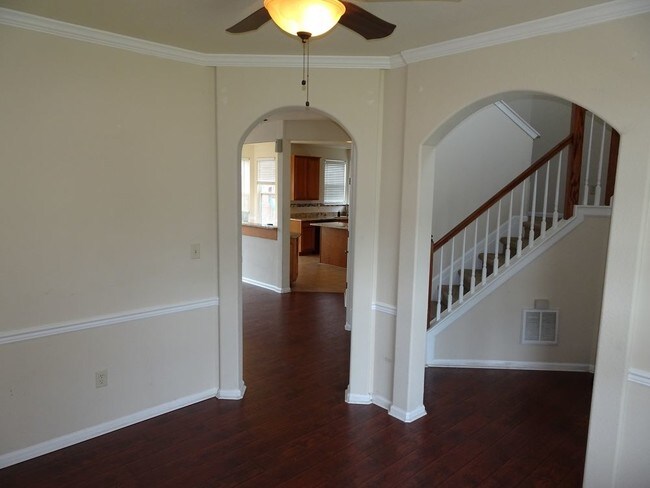 Building Photo - 5529 Samuelson Ct