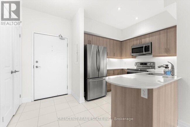 Photo du bâtiment - 300 Essa Rd