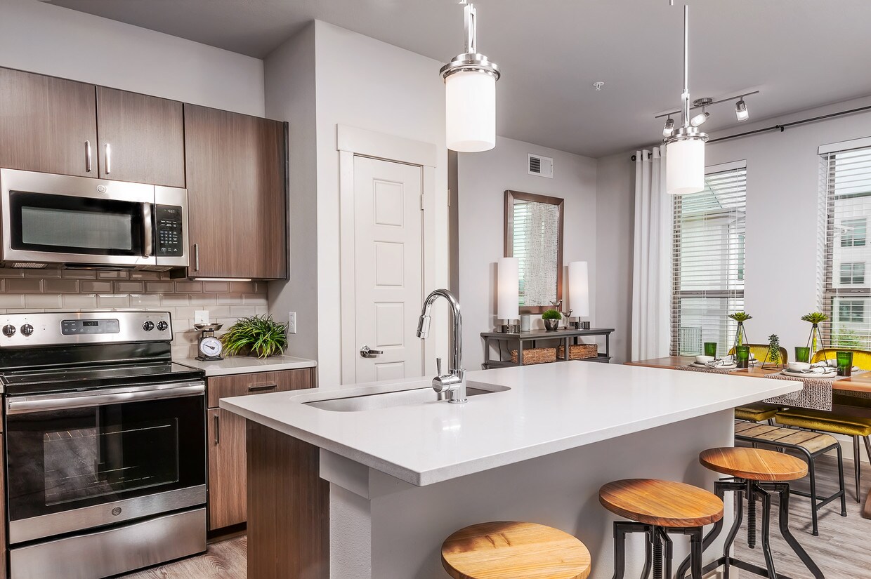 Gateway Arvada Ridge Apartments Apartments in Arvada, CO