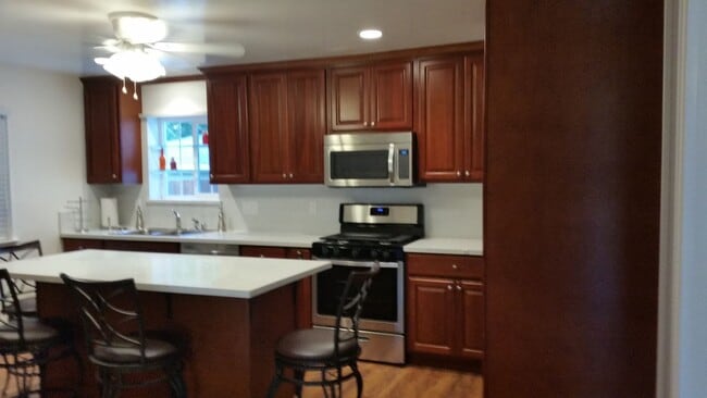 Photo - 1616 Tamarack Rd - West Sacramento 95691 House