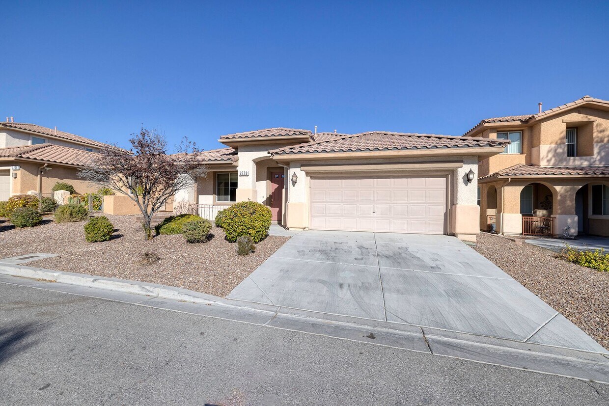 GREAT SINGLE STORY HOME IN SUMMERLIN DES... House Rental in Las