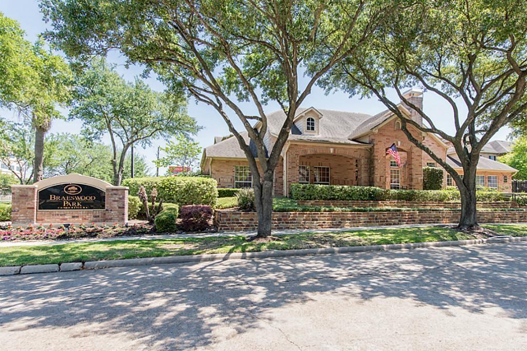 Foto principal - 2255 Braeswood Park Dr