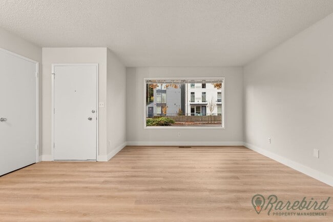 Building Photo - 3617-3617 NE Killingsworth St