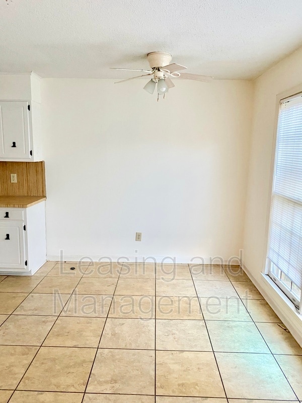 Building Photo - 912 Sea Gull Dr