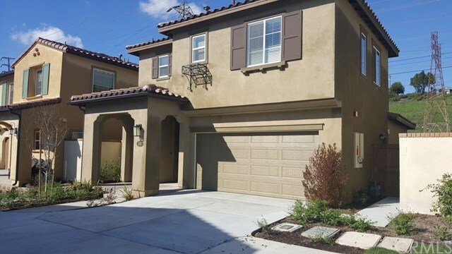 Primary Photo - 516 Encanto Ln