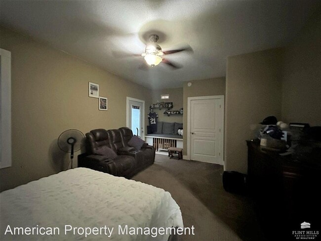 Building Photo - 3 br, 2 bath House - 3857 Hunters Circle