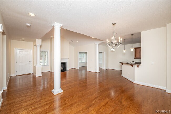Building Photo - 14347 Tanager Wood Trail