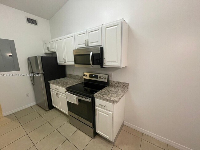 Foto del edificio - 21210 NE 9th Pl