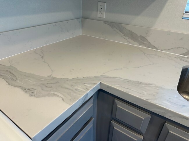 Building Photo - 5238 Hayter Ave