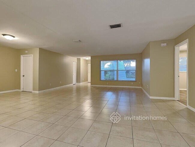 Foto del edificio - 1246 Ranchwood Dr E