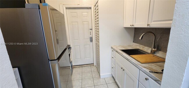 Building Photo - 336 NW 59th St