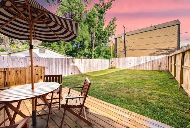 Photo - 618 W 25th Street Unit House