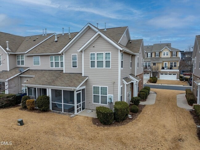 Building Photo - 9145 Wooden Rd