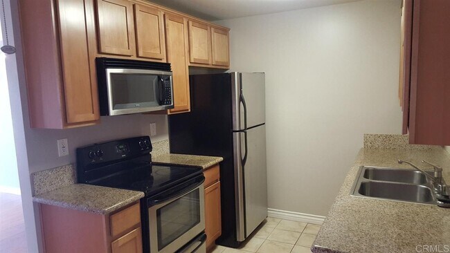 Foto del edificio - 1386 E Madison Ave