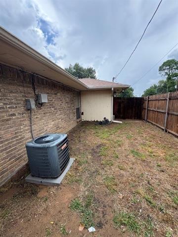Foto del edificio - 715 Oakwood Ln