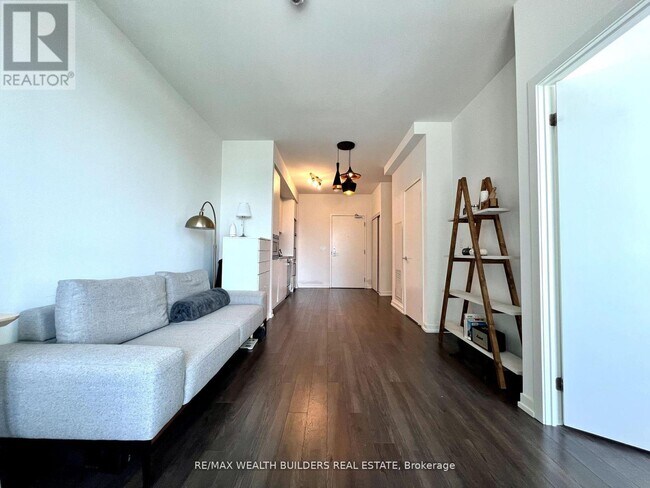 Photo du bâtiment - 49 E Liberty St