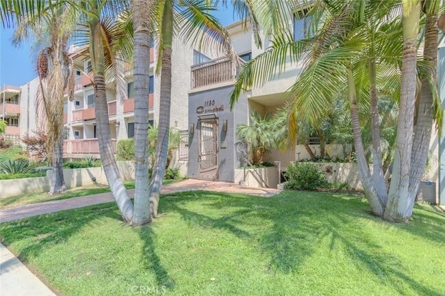 Foto del edificio - 1130 Campbell St