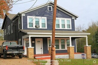 Building Photo - 1302-1320 20th St