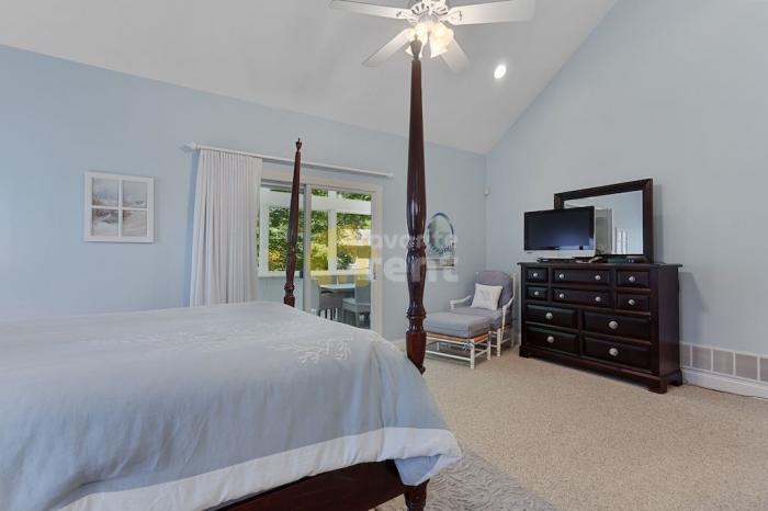 Building Photo - 5 bedroom in Union Pier MI 49129