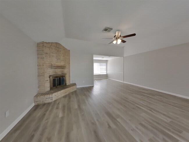 Foto del edificio - 7206 Sonnet Glen Ln